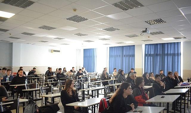 Ege Üniversitesinde engeller “Akran Mentörlüğü" ile aşılıyor