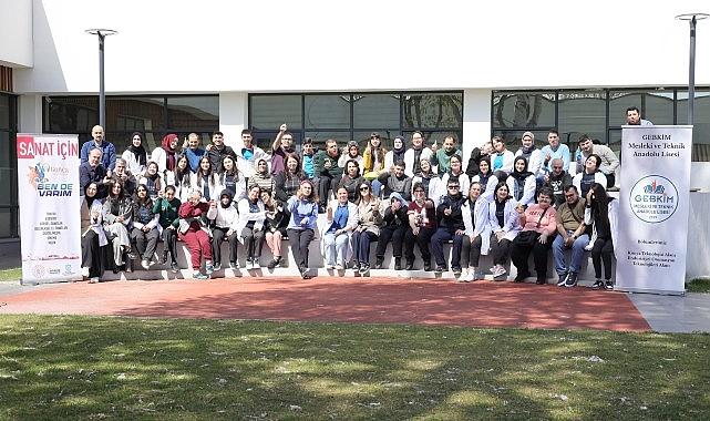 Gonca'da sevgi kokulu buluşma