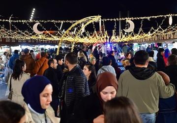 Osmangazi Meydanı'nda Ramazan Coşkusu Sürüyor
