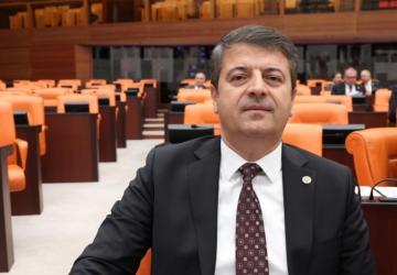 Başkan Tutdere’den Türk bayrağına yönelik saldırıyı kınama