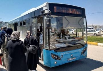 Adıyaman’da bayılan yolcuya şoförden zamanla yarışan müdahale - Videolu Haber