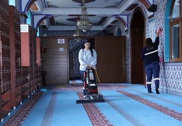 Bayraklı Ramazan'a Hazır