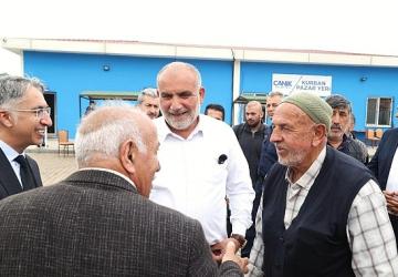 Canik Belediyesi Kurban Pazarı'na Büyük Rağbet