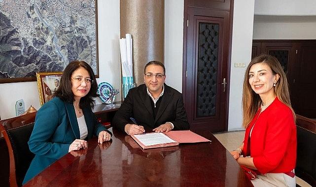 Balçova Belediyesi'nden İzmir'in Rekor Promosyonu: Kişi Başı 100 Bin TL