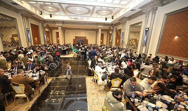 Başkan Büyükakın, Gazzeli ailelerle oruç açtı