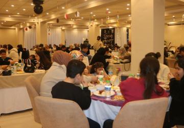 Türkiye Diyanet Vakfı Adıyaman Şubesi yetim çocuklara iftar programı - Videolu Haber