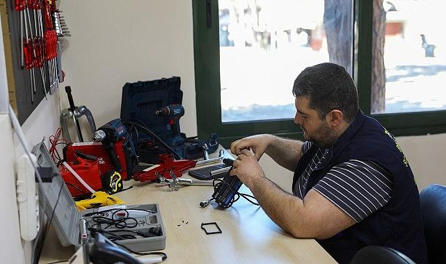 Buca'da engelsiz ulaşım hizmeti yenilendi