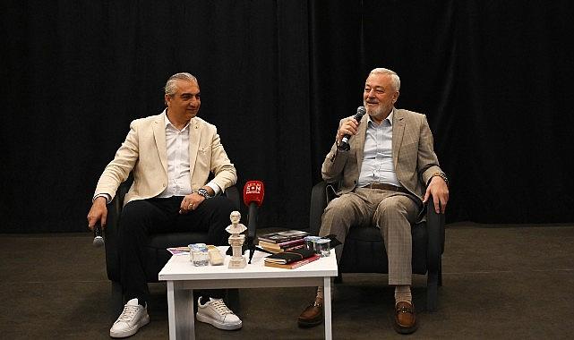 Bornova'da şiir ve hakikat buluşması