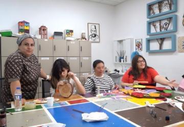 Özel bireyler, geri dönüşüm malzemelerini sanata dönüştürüyor - Videolu Haber