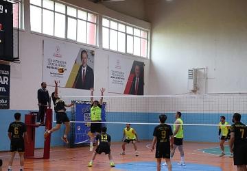 Konya Büyükşehirin Voleybol Turnuvasında 25 İlçede 2.460 Sporcu Heyecana Ortak Oluyor