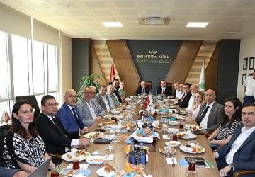 Başkan Şadi Özdemir sanayicilerle buluştu