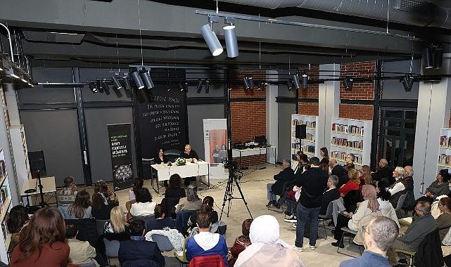 Seray Şahiner, son romanını doğduğu şehir Bursa'da anlattı