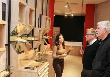 İmzalı Kitaplar Müzesi'nin Konuğu Başar Başarır Oldu