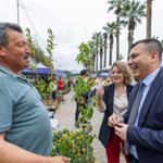 İzmir çiçek açtı, her yer rengârenk oldu