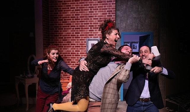 Şehrin Tiyatrosu “Yatak Odası Komedisi" Oyunuyla Ataşehir'de