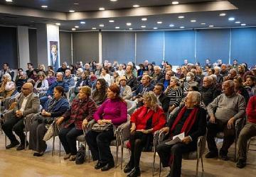 Nazım Hikmet Bornova'da barış, özgürlük ve umutla anıldı