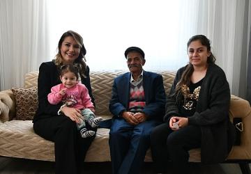 Dünya Romanlar Günü'nde Anlamlı Ziyaret