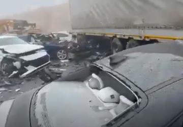 TAG Otoyolu’nda zincirleme kaza: 2 Ölü, 11 yaralı - Videolu Haber