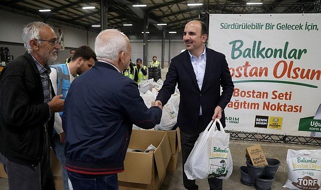 “Balkonlar Bostan Olsun" Projesinde Dağıtımlar Devam Ediyor