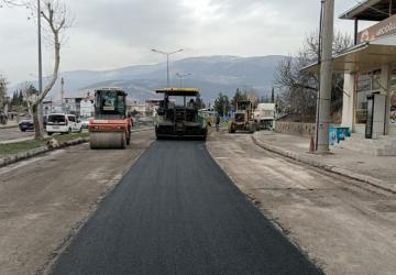 Büyükşehir, Dulkadiroğlu’nda Asfalt Çalışmalarını Sürdürüyor