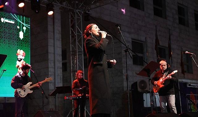 Nilüfer Ramazan Sokağı'nda Ezginin Günlüğü ile unutulmaz gece