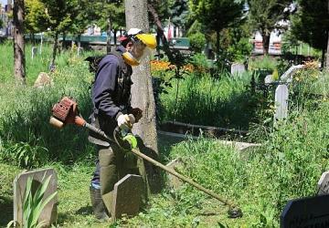 Kartepe'de Yeşil Alanlar Bayrama Hazırlanıyor