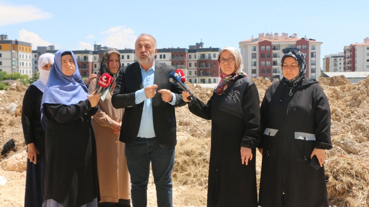 Alitaşı Mahallesi’nde Çırçır Deresi tepkisi: ‘Adıyaman’ın pisliği buraya dökülüyor, nefes alamıyoruz’ - Videolu Haber