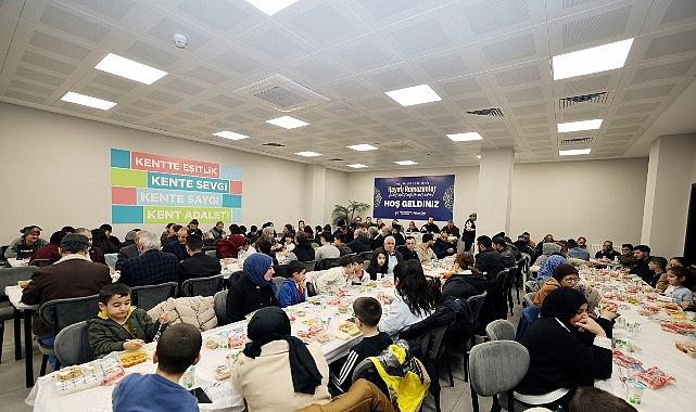 Küçükçekmece'de İftar Sofralarına ve Ramazan Etkinliklerine Yoğun İlgi