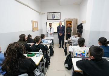 Gaziemir Belediyesi'nden öğrencilere ücretsiz eğitim hizmeti