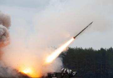 İran-ABD-İsrail gerilimi tırmanıyor: Tel Aviv füzelerle vuruldu