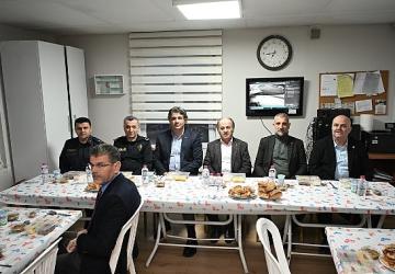 Başkan Kocaman'dan Polislere Tatlı Sürpriz