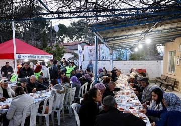 Didim Belediyesi Batıköy Mahallesi'nde İftar Sofrası Kurdu