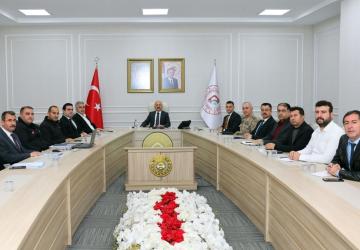 Adıyaman’da yapıların yıkım ve enkaz kaldırma süreci değerlendirildi