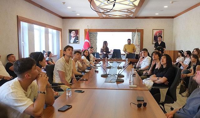 Erasmus öğrencileri Kemer Belediyesi'nde