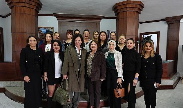 Kadın Girişimcilerden Başkan Hatice Gençay'a Ziyaret