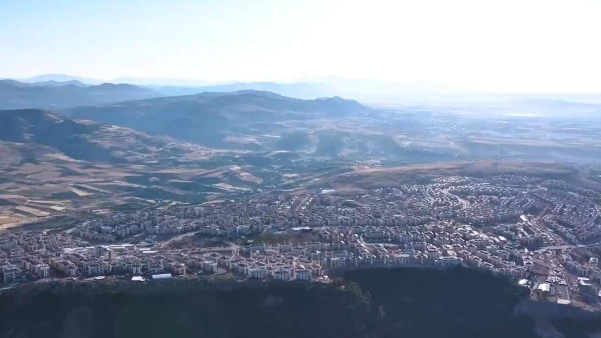 Adıyaman’da Deprem konutları için WhatsApp hattı hizmete açıldı