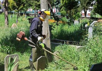 Kartepe'de Yeşil Alanlar Bayrama Hazırlanıyor