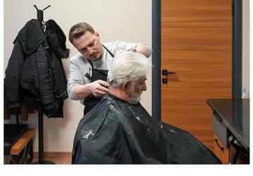 Maltepe Belediyesi'nden kuaförlük ve bakım hizmeti