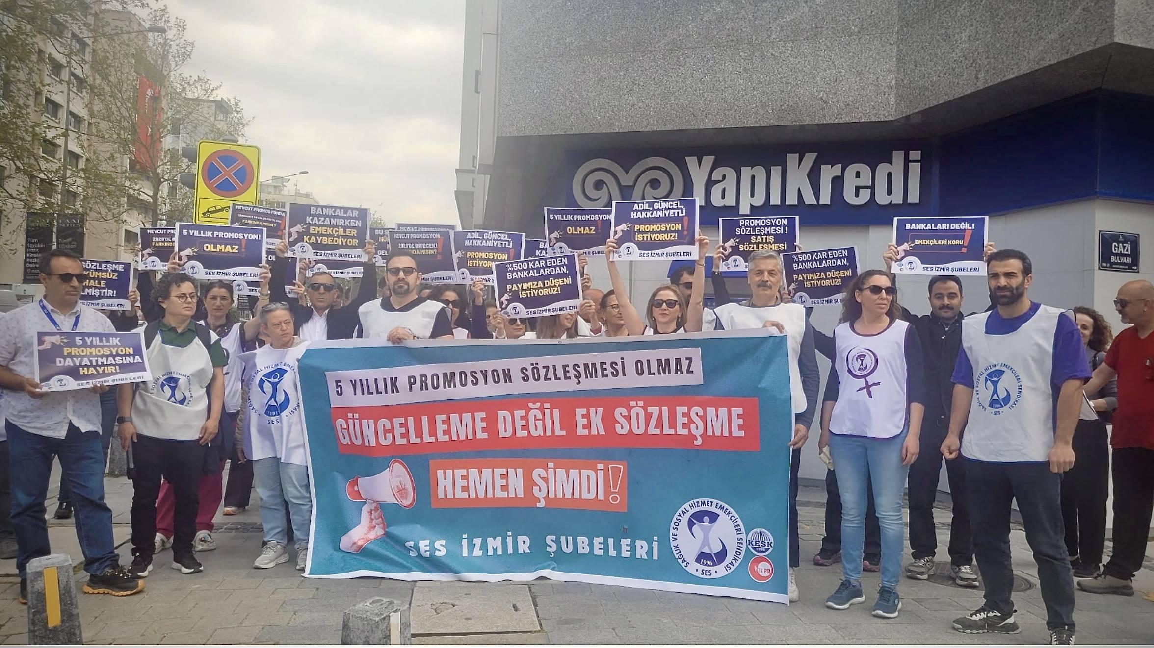 Sağlıkçılar Banka Önünden Seslendi: “Promosyon Hakkımızı İstiyoruz”