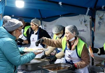 Didim Belediyesi'nden Fevzipaşa'da Dayanışma Sofrası