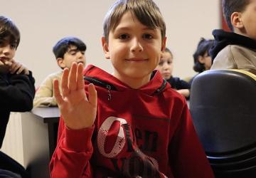 Maltepe Belediyesi'nden Çocuklara Planetaryum Deneyimi