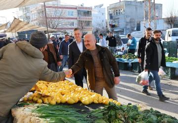 Vali Osman Varol’dan Siteler Mahallesi Semt Pazarı’na ziyaret