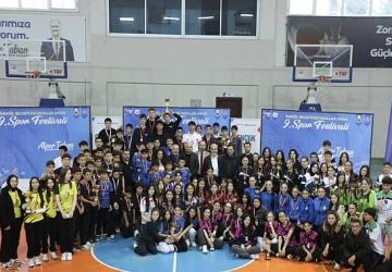 Puanlı Atletizmde Kupalar Sahiplerini Buldu