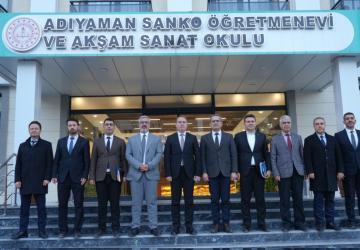 Tosun, ilçe millî eğitim müdürleriyle iftarda bir araya geldi