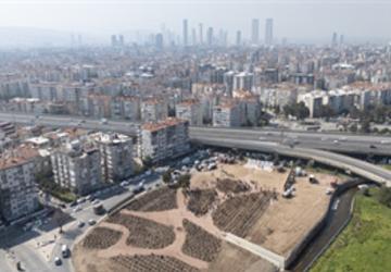 İzmir İtfaiyesi Korusu'na ilk fidanlar dikildi