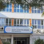 Buca’da Depreme Dayanıksız Ortaokulda Eğitime Devam Ediliyor! 