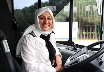 Güçlü Büyükşehir'e 3 bin 167 kadın imzası