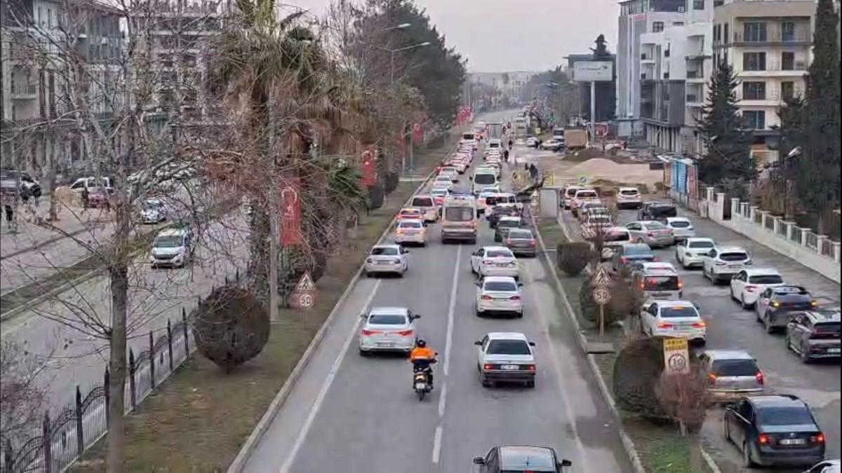 Yeni Trafik Kanunu yürürlüğe girdi: Cezalar artırıldı