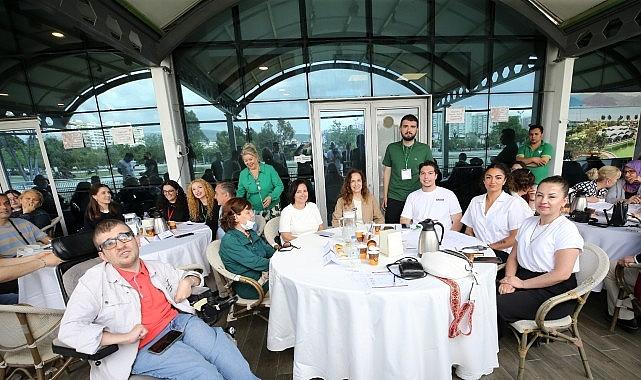 Karşıyaka'da hayata engel yok!