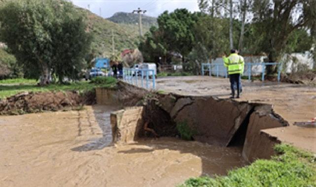 İzmir Büyükşehir Belediyesi'nin yağış seferberliği sürüyor